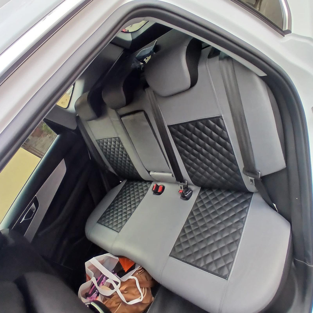 Cubreasiento alta gama específico de eco cuero capitoneado