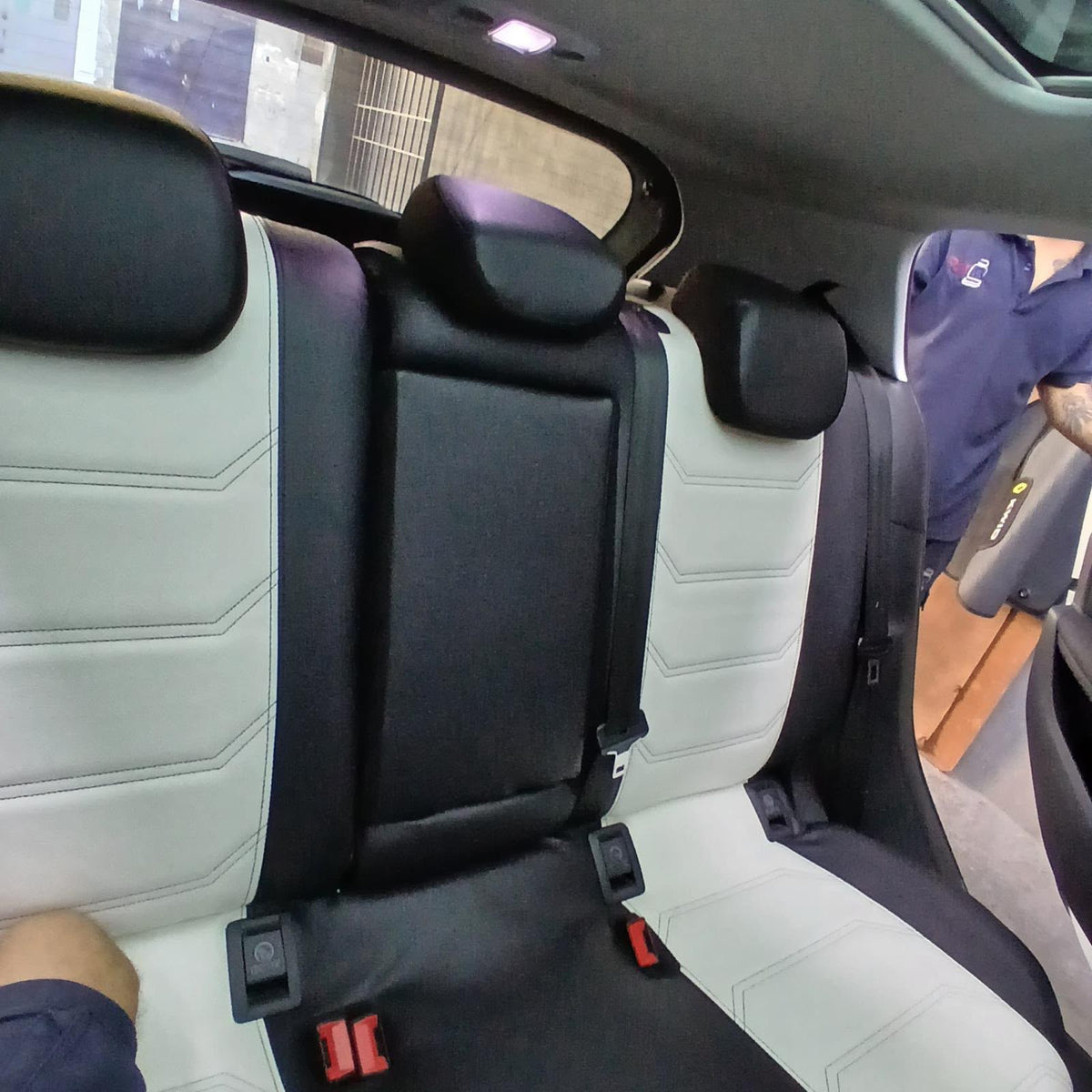 Cubreasiento alta gama específico de eco cuero capitoneado