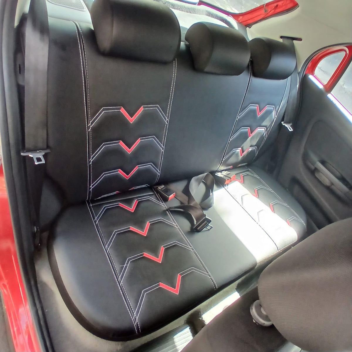 Cubreasiento alta gama específico de eco cuero capitoneado